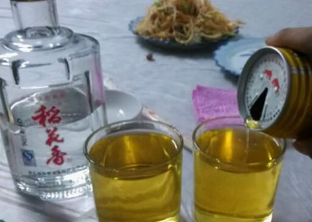 白酒品鑒寶典 避開(kāi)這些喝法誤區(qū)，才能真正享受醇香