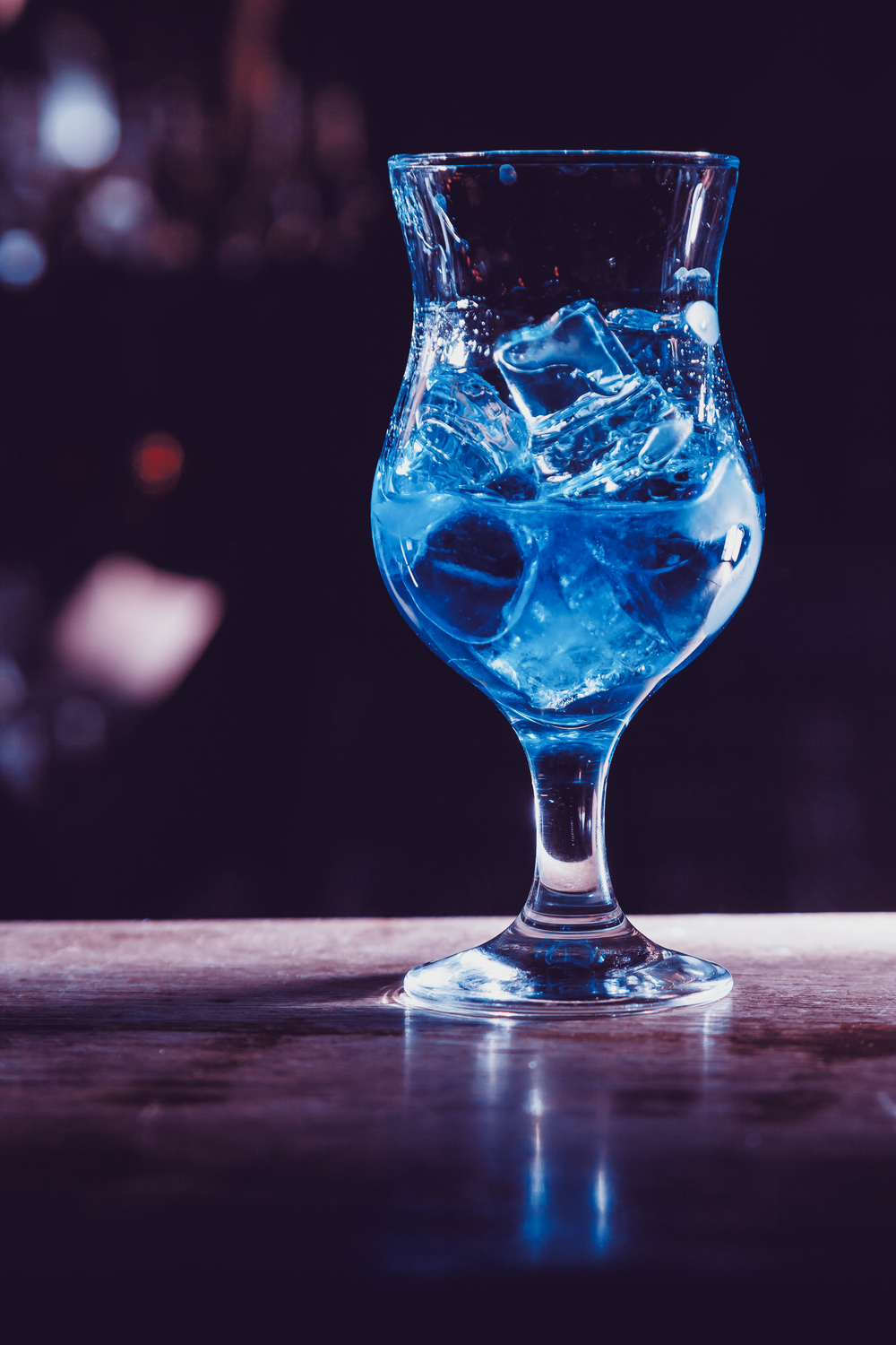 探秘酒吧中的雞尾酒與酒精飲料 從經(jīng)典到脫醇選擇